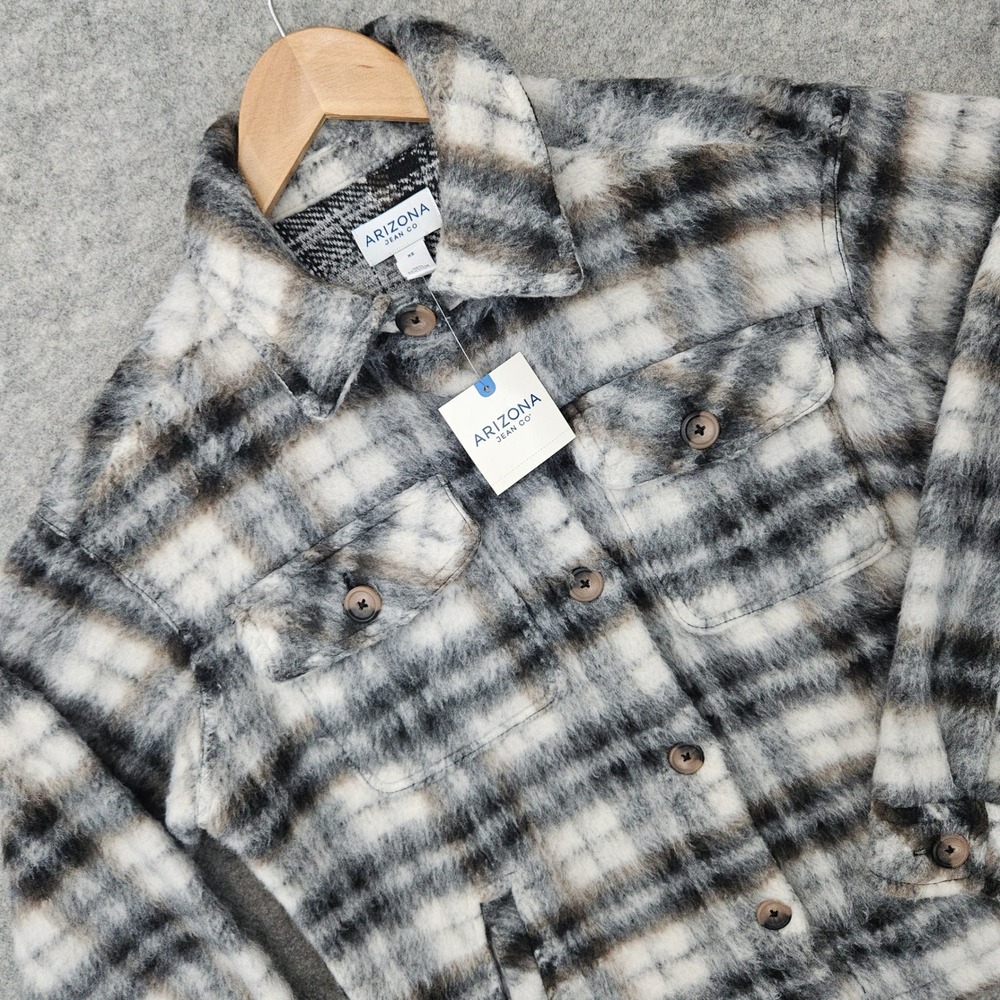 NEW Arizona Jean Plaid Shacket Juniors Oatmeal Hazel XS Fuzzy Button Down Jacket